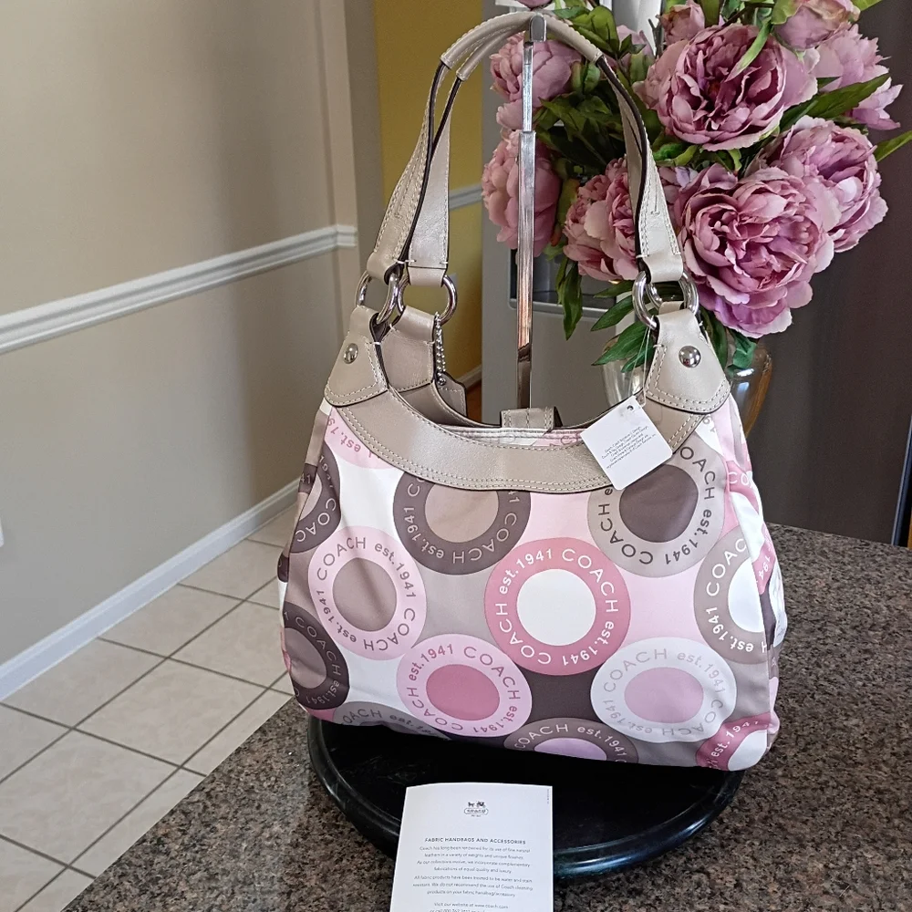 NWT Coach Soho Signature Scarf Print